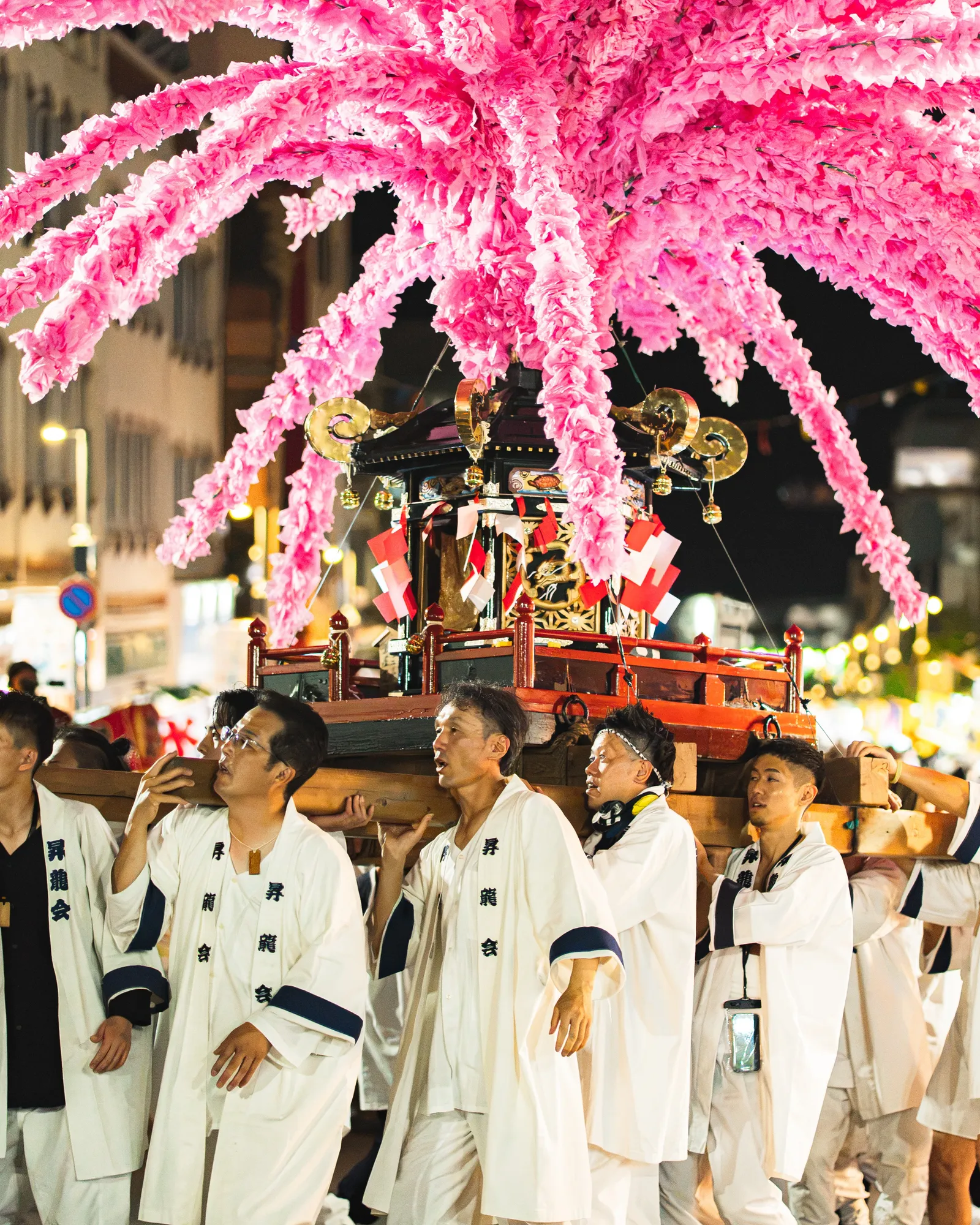 夜の大人みこし